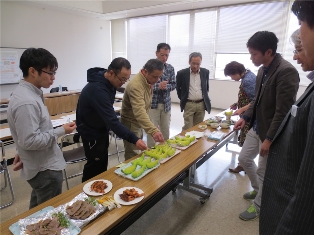 試食会2.jpg